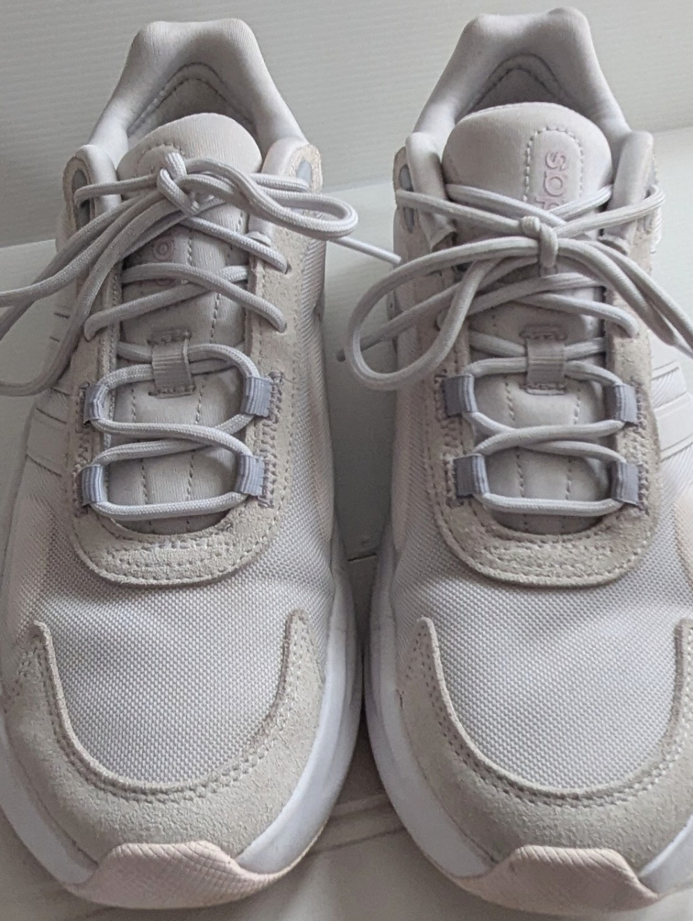 Adidas Ozelle Cloudfoam Sneakers Women's Size 9